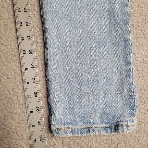Levis 501 Jeans 26x32 Blue Button Fly Distressed High Rise Light Wash Straight - Picture 10 of 10